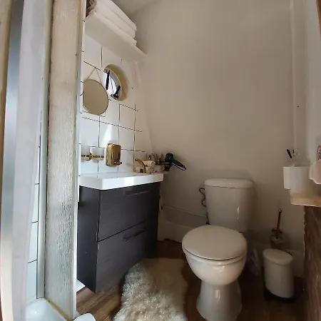 Winter Tiny House In Prague Feriepark Prag